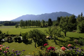 Гостиница Ferienwohnungen im Alpengästehaus Marzoll - Bad Reichenhall  Бад-Райхенхалль